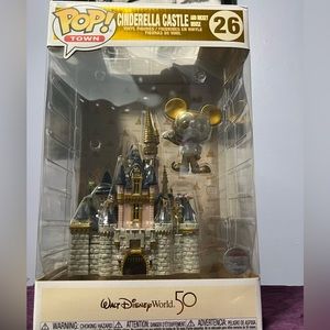Funko Pop Town Cinderella Castle and Mickey Mouse #26 Gold